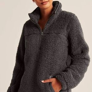 Abercrombie & Fitch Sherpa Half Zip Pullover